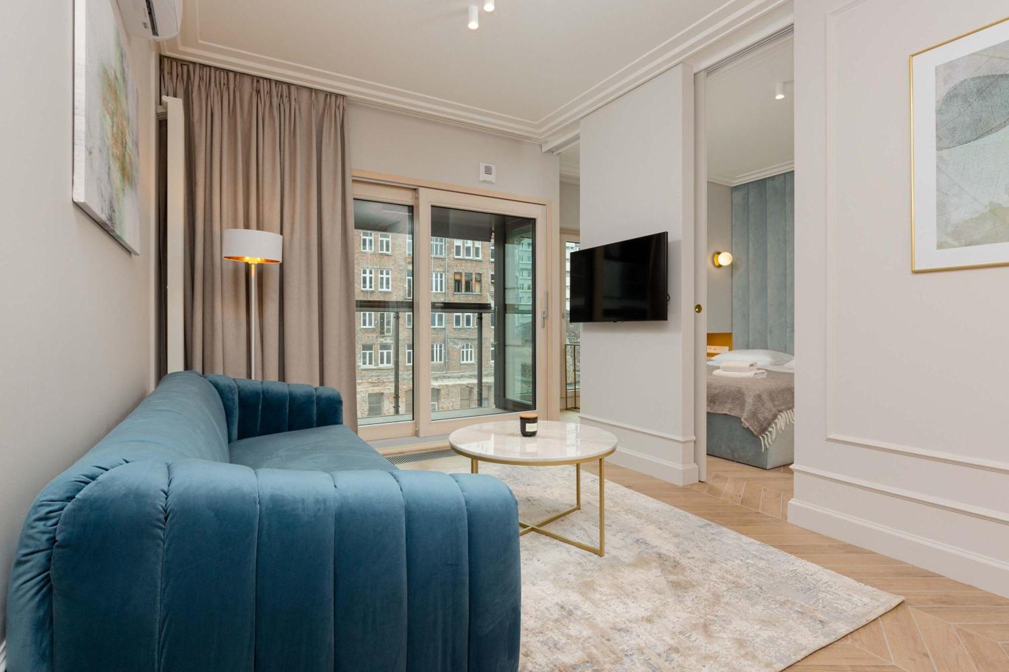 Lux Center Mennica By Renters Prestige Apartment